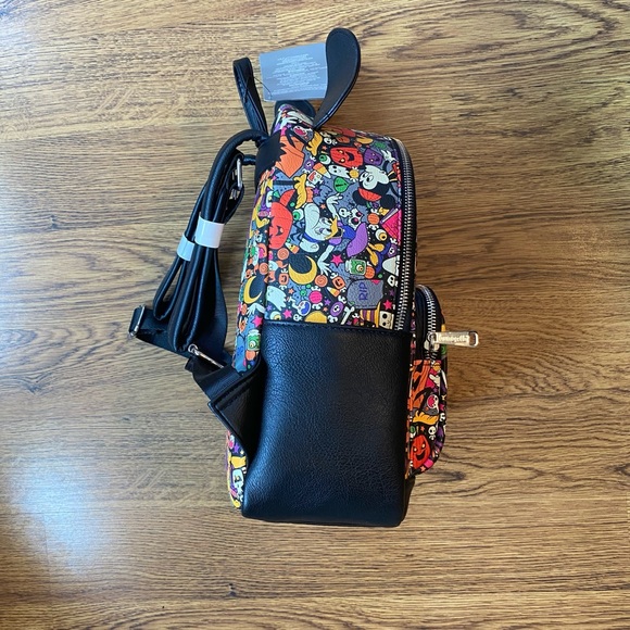Disney Loungefly Halloween Backpack - Picture 4 of 4